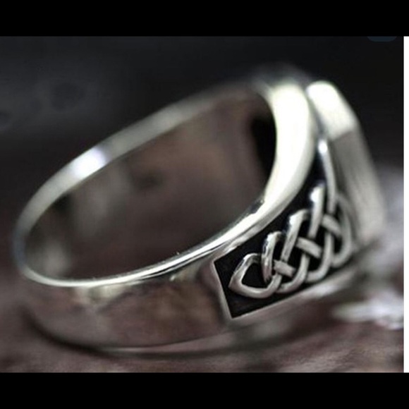 Men’s .925 Sterling Silver Black Onyx Ring - Picture 2 of 6